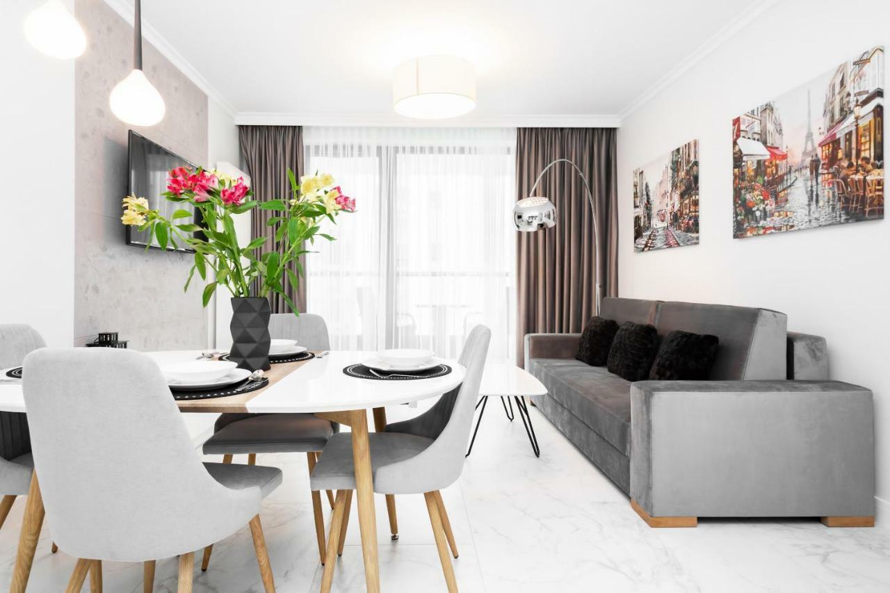 Apartments Warsaw Dzielna By Noclegi Renters Exterior foto